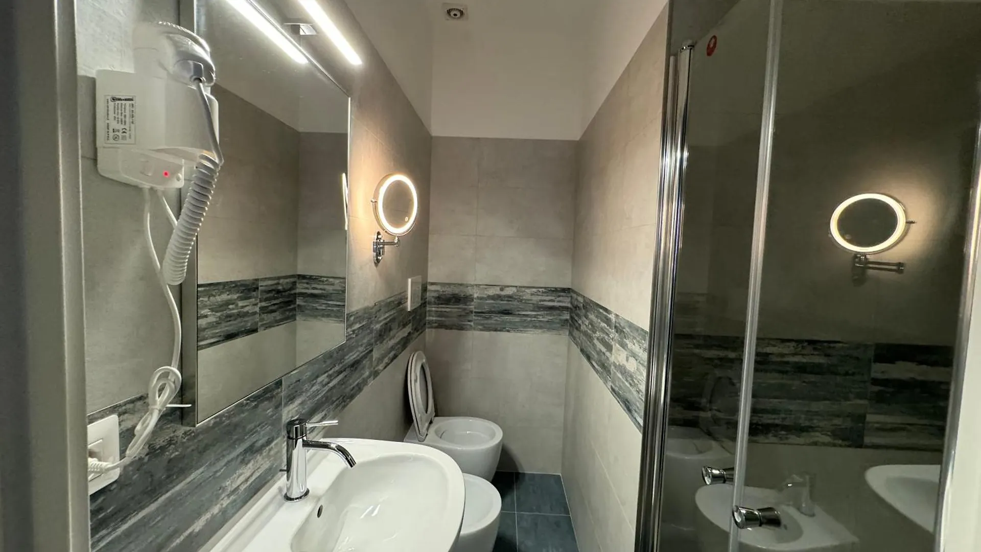 Costantino Rooms Rome Guest house