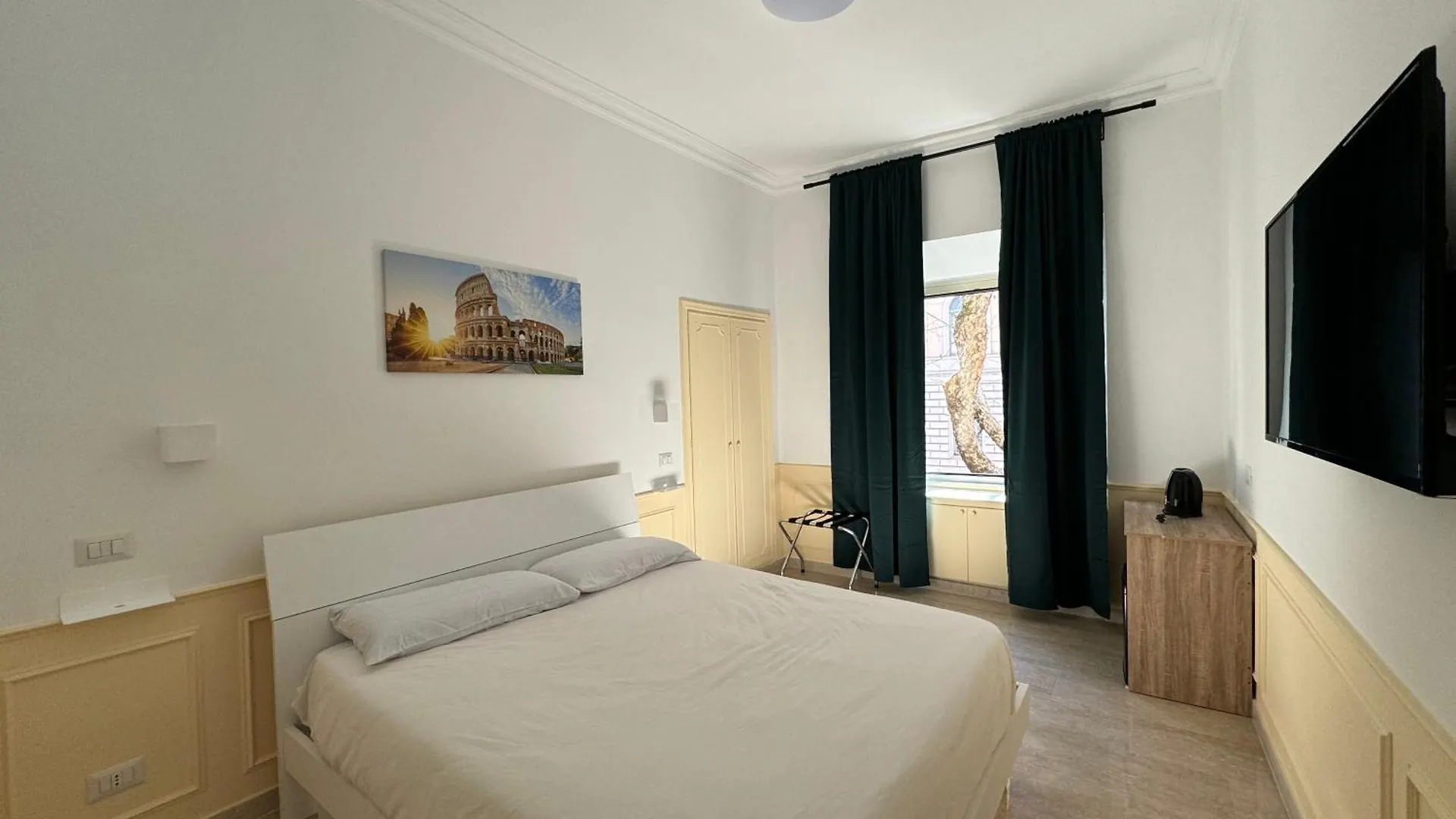 Costantino Rooms Rome